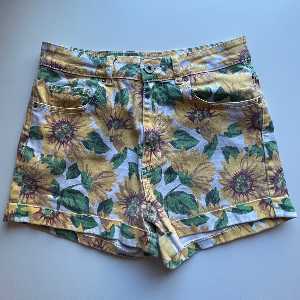 Bullhead Denim Sunflower Shorts